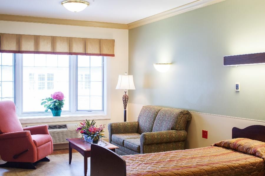 Kensington Center (UPDATED) Get Pricing & See 4 Photos in